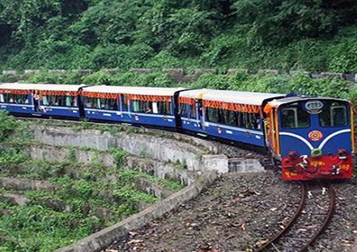vận tải đường sắt là gì